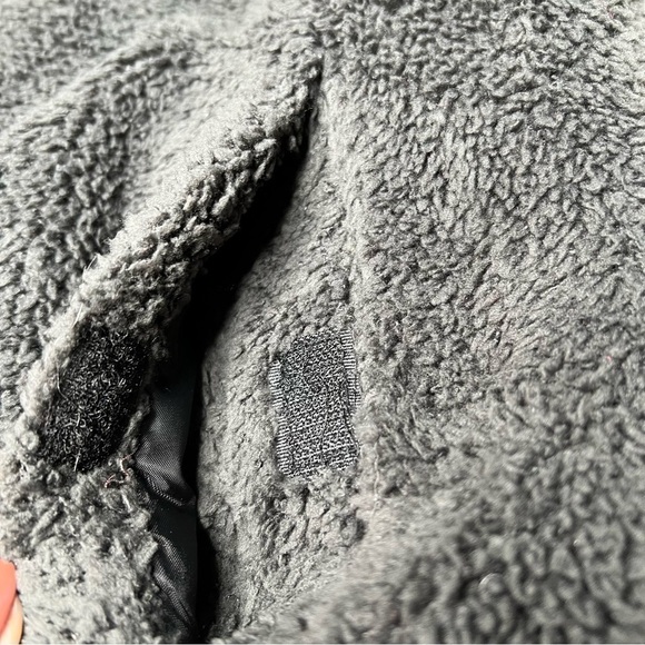 BUFFALO David Bitton Reversible Red Buffalo Plaid Fleece Vest Youth Size L 14/16 - Picture 14 of 16